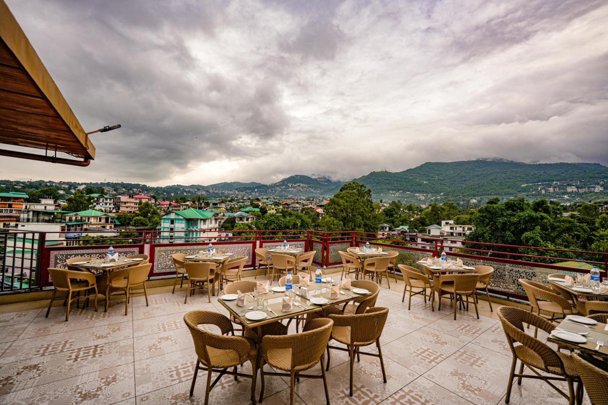 Hotel Square One By D'Polo Dharamshala Exterior photo
